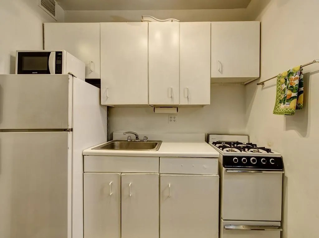 2 Bedroom Apartment Hell'S Kitchen New York United States