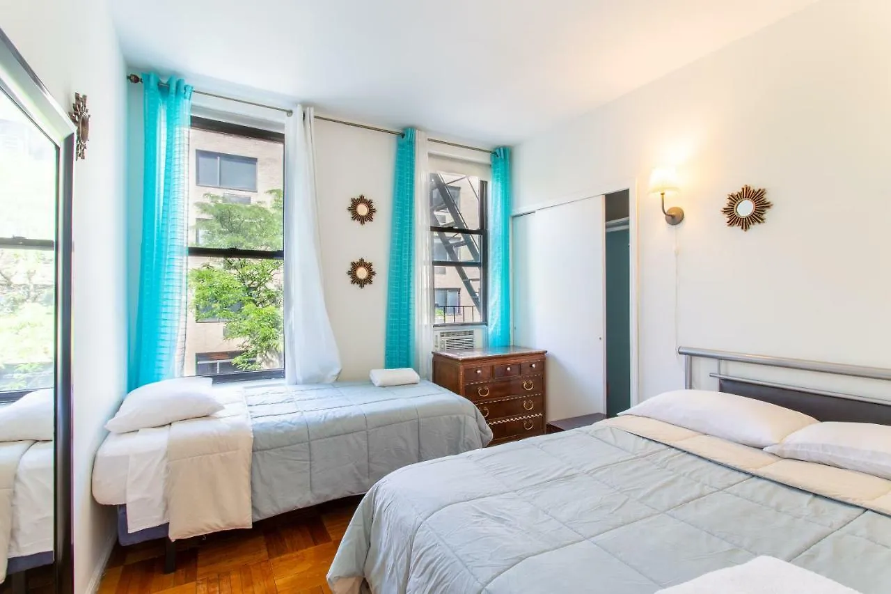 2 Bedroom Apartment Hell\'S Kitchen contacts